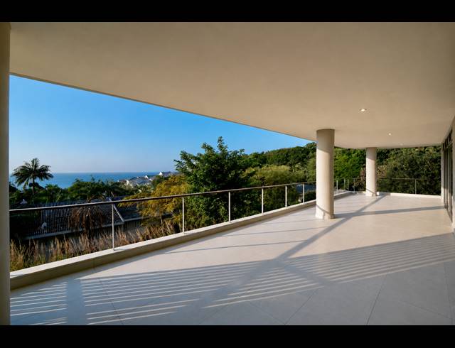 3 BEDROOM APARTMENT TO LET IN SALT ROCK